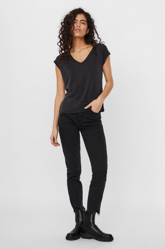 VMFILLI SS V-NECK TEE GA NOOS 10247666 Black